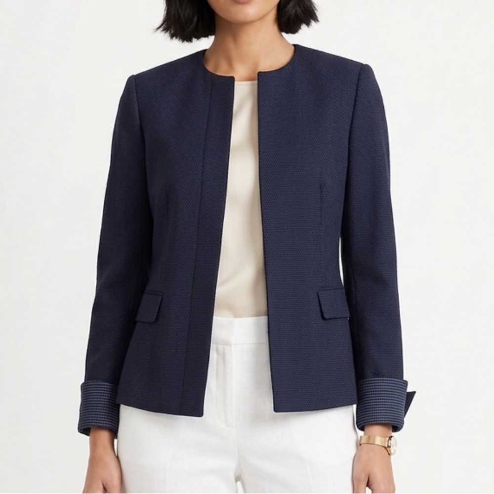 Hugo Boss size XS Women's Navy Collarless Structured Blazer